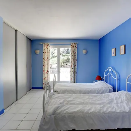 Villa 8 Pers, Climatisee, Piscine Chauffee, Un Havre De Paix Sous Les Pins Parasols