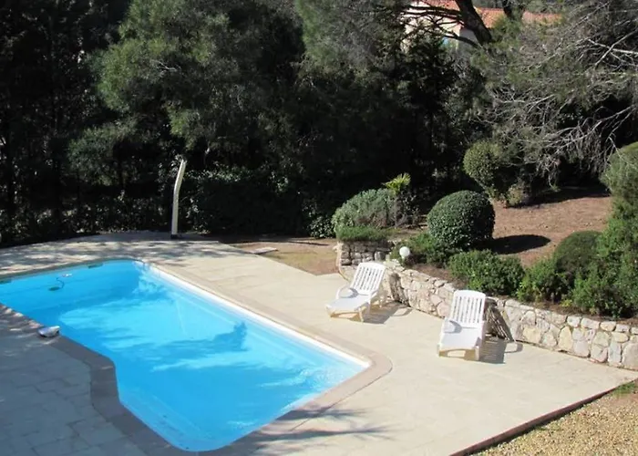 8 Pers, Climatisee, Piscine Chauffee, Un Havre De Paix Sous Les Pins Parasols Roquebrune-sur-Argens
