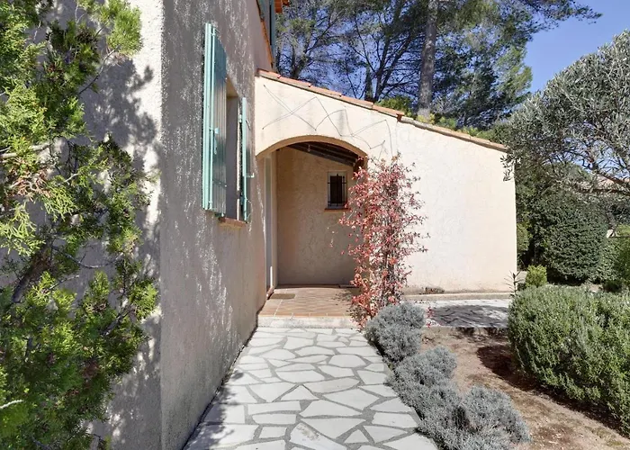 Villa 8 Pers, Climatisee, Piscine Chauffee, Un Havre De Paix Sous Les Pins Parasols Roquebrune-sur-Argens