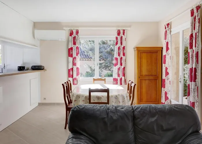 8 Pers, Climatisee, Piscine Chauffee, Un Havre De Paix Sous Les Pins Parasols Villa Roquebrune-sur-Argens