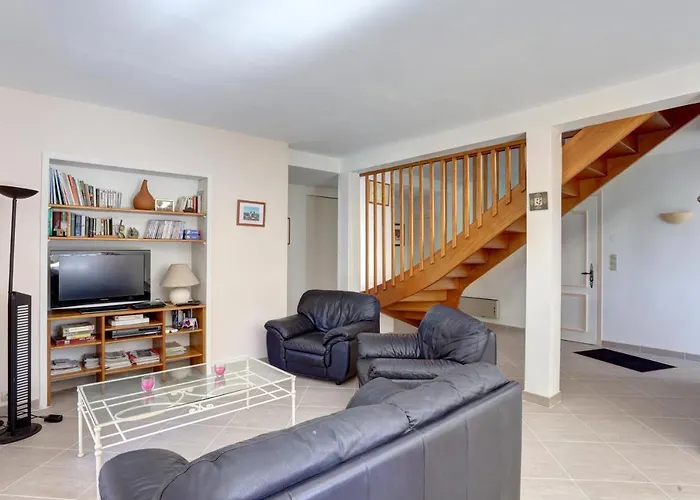 8 Pers, Climatisee, Piscine Chauffee, Un Havre De Paix Sous Les Pins Parasols *