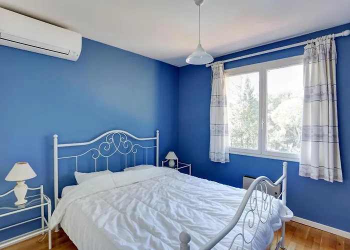 8 Pers, Climatisee, Piscine Chauffee, Un Havre De Paix Sous Les Pins Parasols Villa